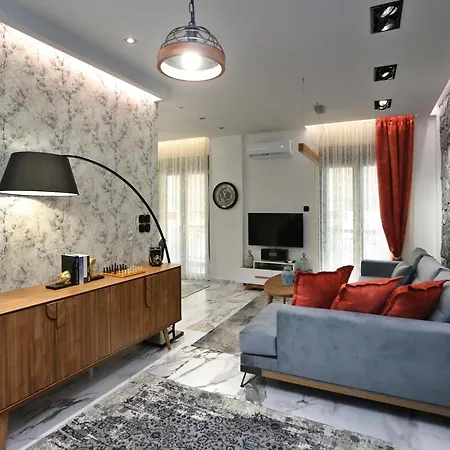 La Luxury Kreousa Larissa