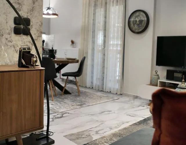 Daire La Luxury Kreousa *